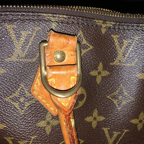 Louis Vuitton Bag - Picture 16 of 16